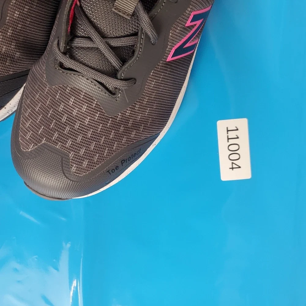 New Balance Safety Logic Womens Work Shoes Sz 8 B Grey/Pink Lace Up Sneakers